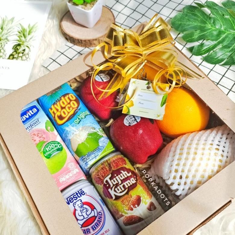 

CNY FRUIT BOX MIKA MIX SUSU VITAMIN /HAMPERS BUAH/PARCEL BUAH ISOMAN KIT