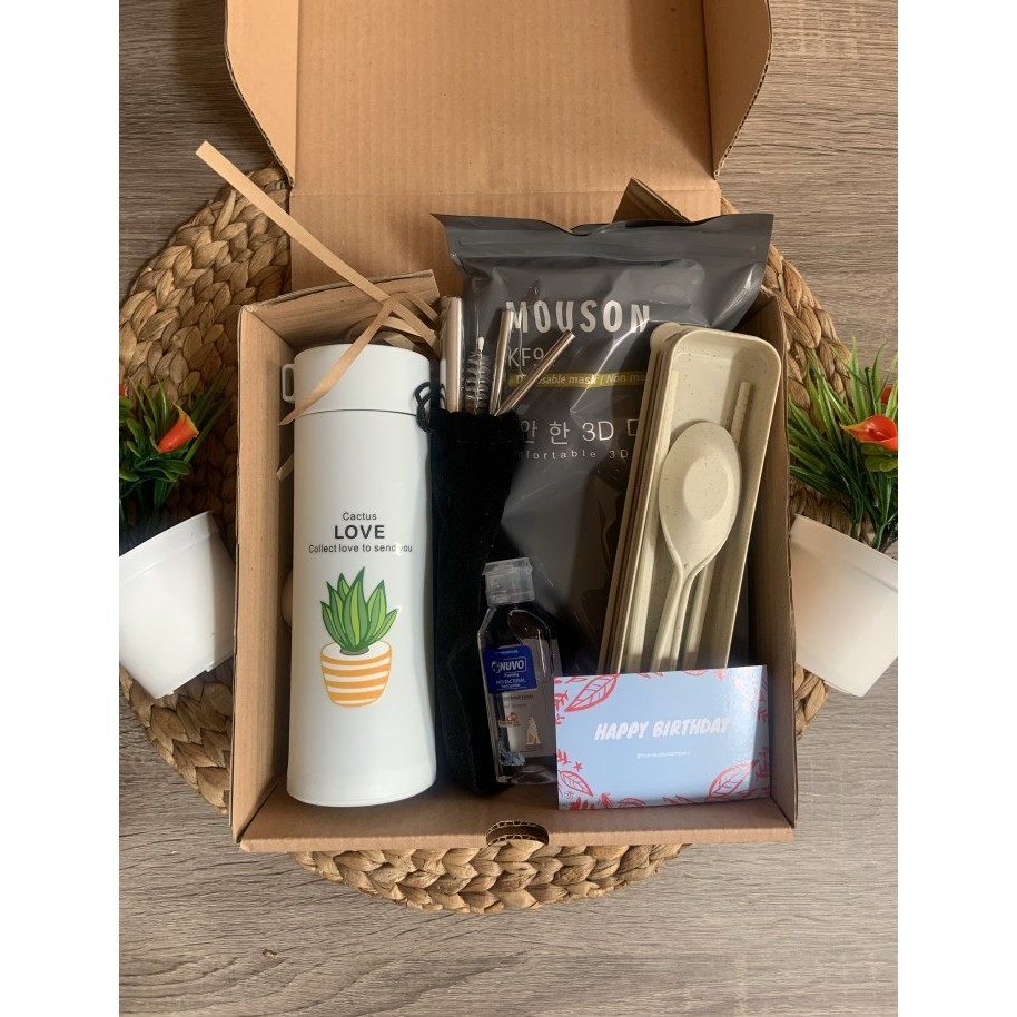 

Ready hampers new normal lengkap + botol kaca cactus souvenir kado natal
