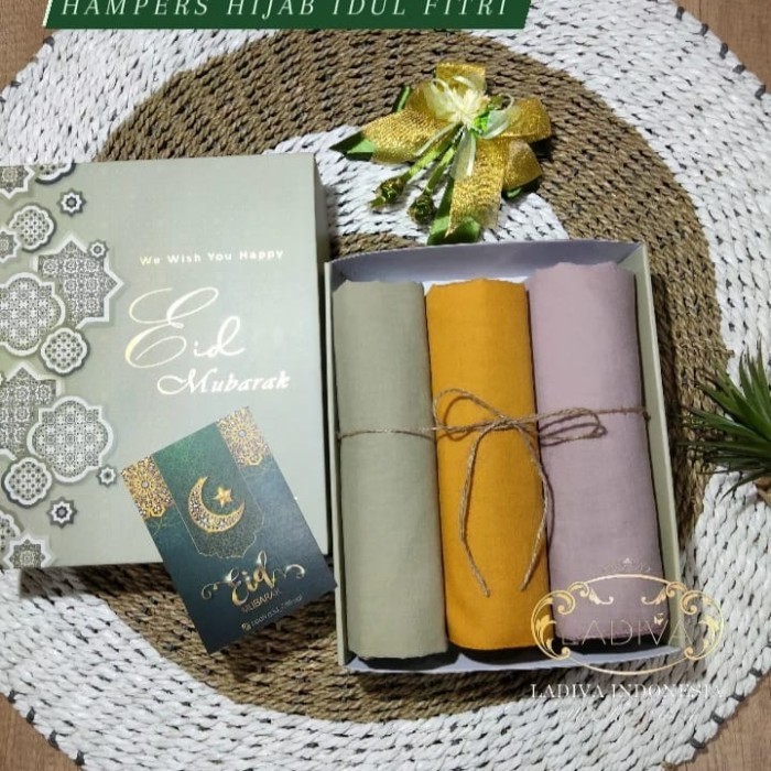 

Ready Paket Hampers Idul Fitri Hijab 3 in 1 Premium