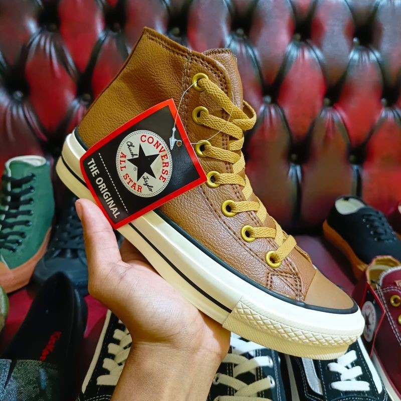 Sepatu Sneakers Converse All star Chuck Taylor Kulit Coklat Muda High/boot Grade Original Terlaris P