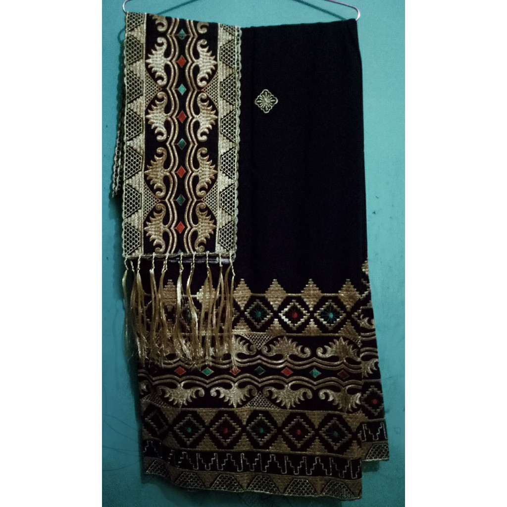 Kain Songket Lampung