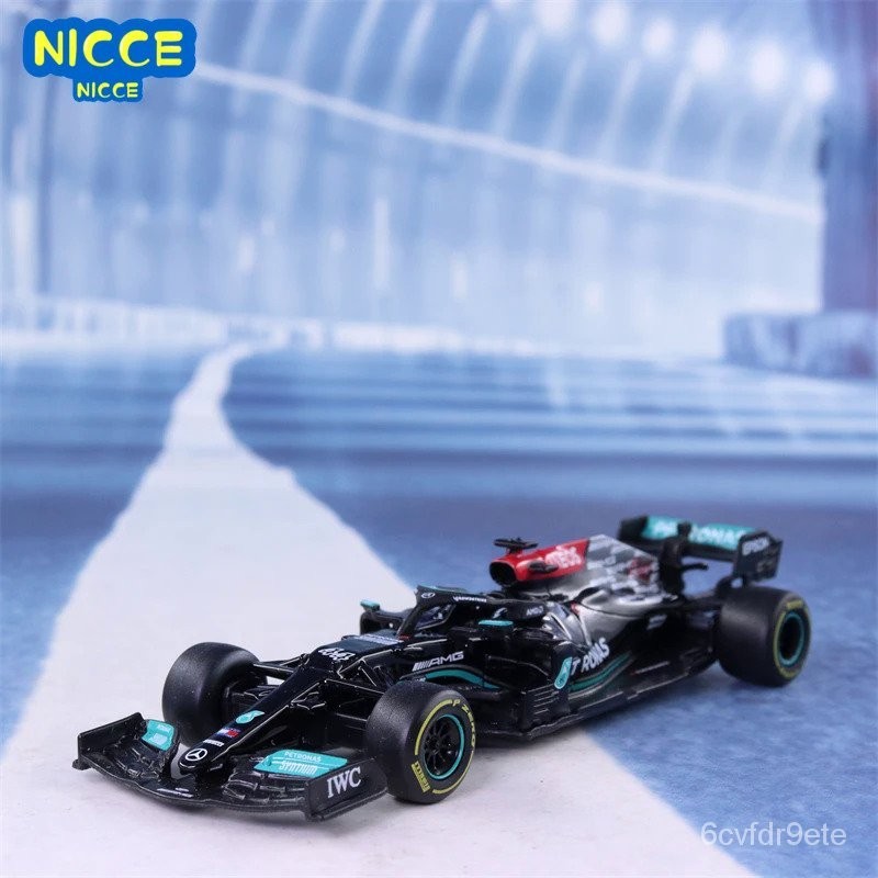 Bburago 1:43 2023 F1 Mercedes-AMG W12 44 Lewis Hamilton 77 Valeri Boas Foula Satu Simulasi Paduan Mo