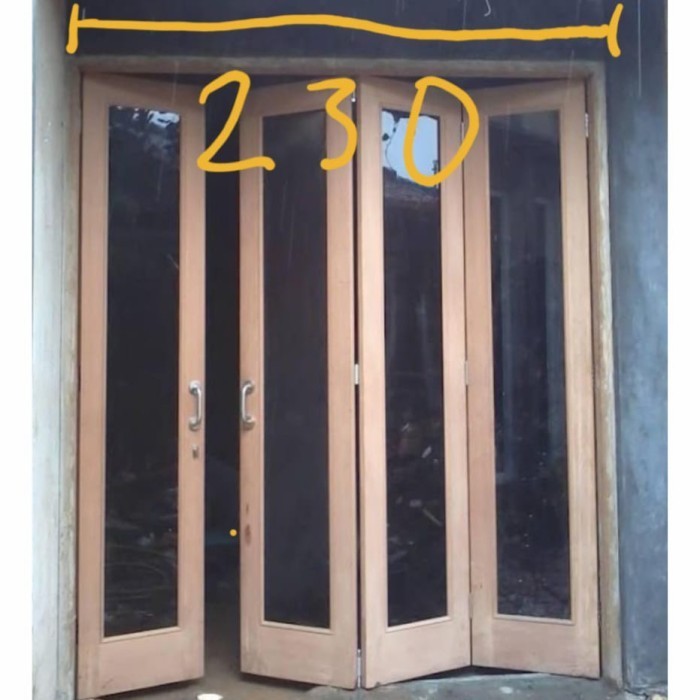 Terlaris pintu lipat kayu mereanti