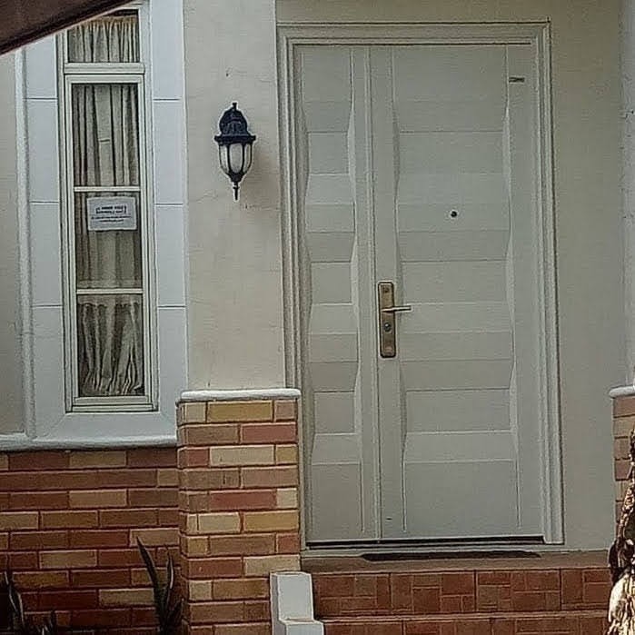 Terlaris Pintu Utama Rumah Motif Kayu Minimalis Baja Fortress JBS Prime Mom-Son