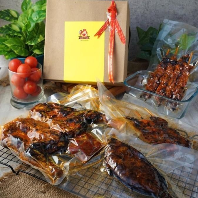 

Hampers Parsel Parcel Gift Hadiah Ultah Lebaran Makanan Siap Saji