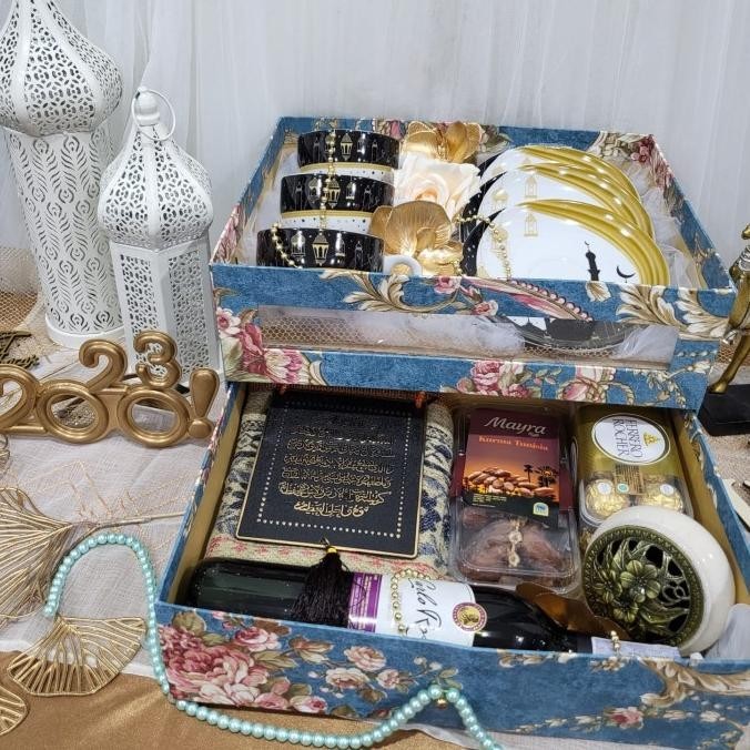 

Terlaris Paket Dekorasi Lebaran Idul Fitri Hampers Parcel Hadiah Kue Kering 110 Original