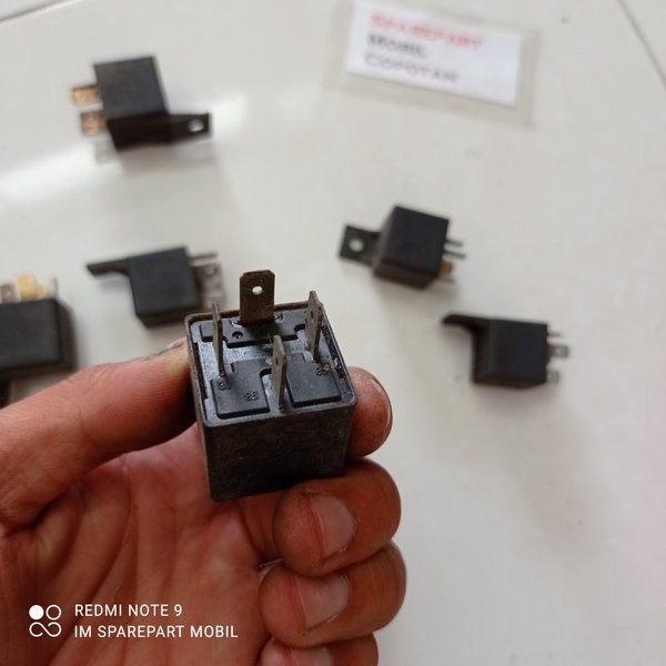 Relay Lampu Klakson Mobil Kaki 4
