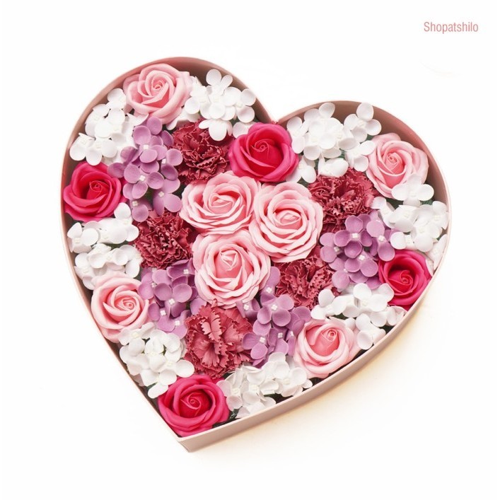 

Bloombox Hati Kado Valentine Buket Hampers Bunga Sabun