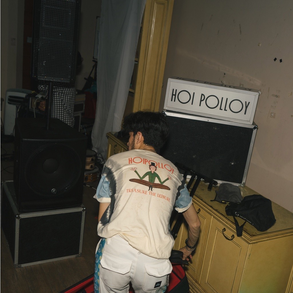 [HIGH QUALITY COLLECTIONS] Hoi Polloy - Tshirt Kaos Treasure The Leisure Tie Dye (Multicolor) Biru