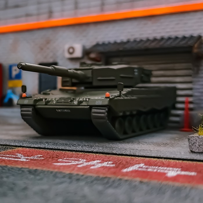 DISKON SPESIAL SCHUCO 1/87 LEOPARD 2A1 TANK TERBARU