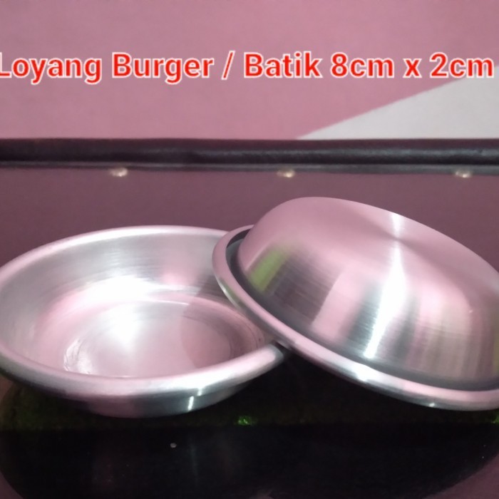 

Cetakan Kue Loyang Burger / Batik 8 Cm Tebal Bahan 0,8Mm