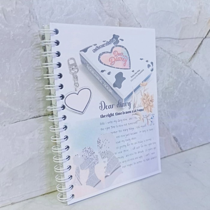 

Gilaa!!! Buku Diary Buku Catatan Harian 50 Sheet (100 Halaman) Pilih Varian Gilaa!!!
