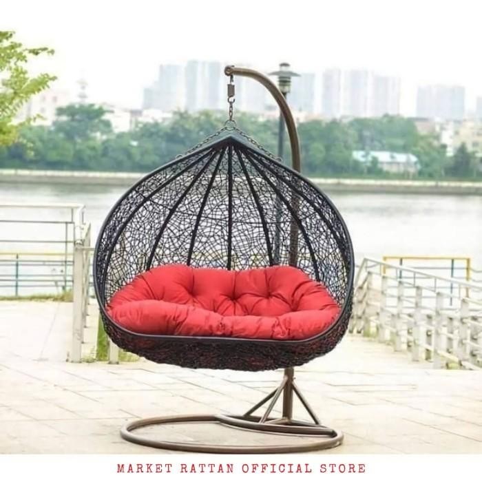 Ayunan Kursi Gantung Rotan Sintetis Semi Jumbo Santai Teras Rumah