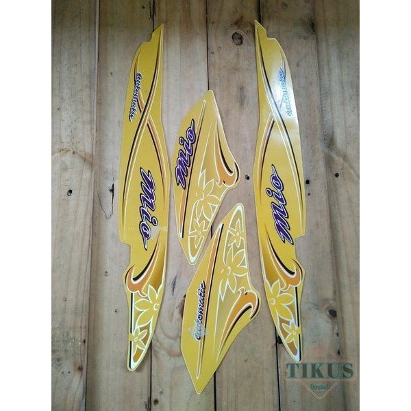striping sticker Lis body Mio sporty 2004 2005 kembang bunga kuning