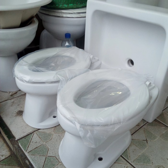 CLOSED KLOSET TOILET DUDUK TOTO CW 425 J CLOSED ANAK