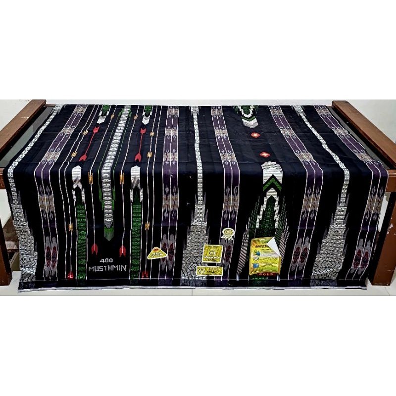 sarung tenun Mustamin 200/400