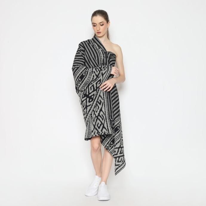Okainku Kaina Wrap Ikat