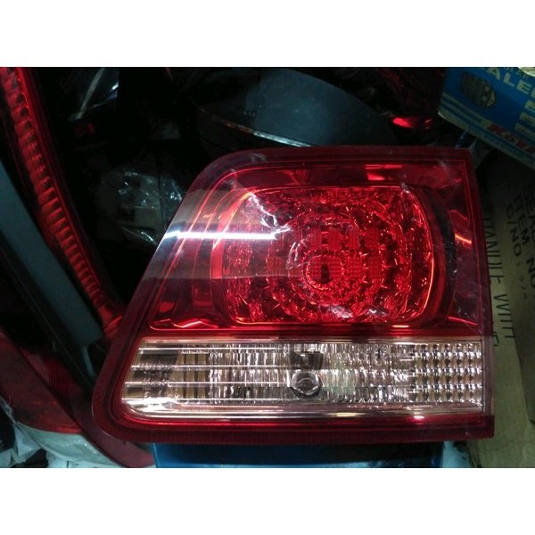 Lampu Bagasi Fortuner 2008