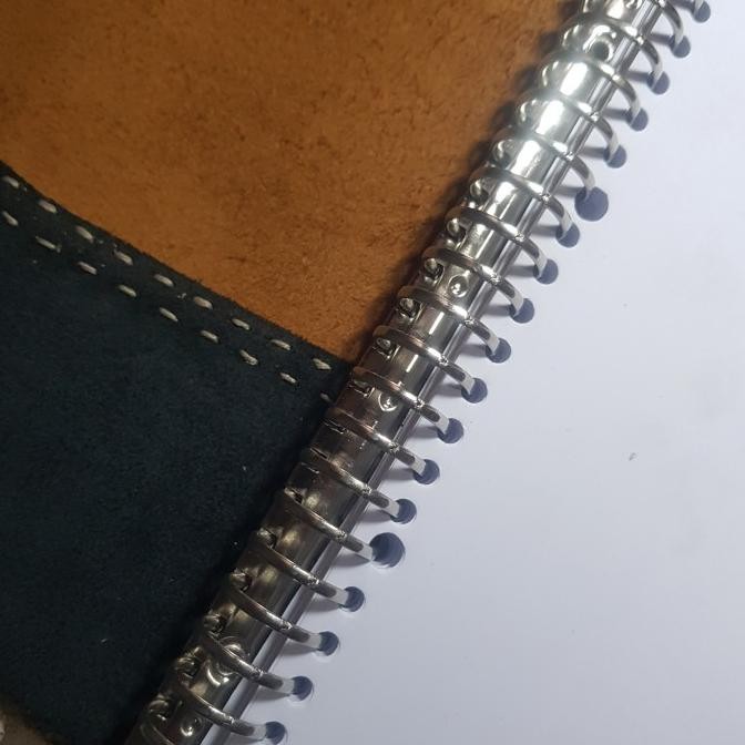 

NEW PROMO EMBOSS NAMA BOOK COVER BINDER A5 BUKU KULIT SAPI ASLI VINTAGE AGENDA 3 PACKING BAGUS