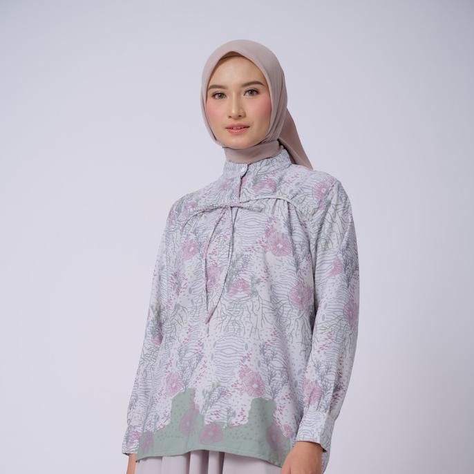 Zm Zaskia Mecca - Averie Myth Blouse - Jelita Indonesia - Likupang