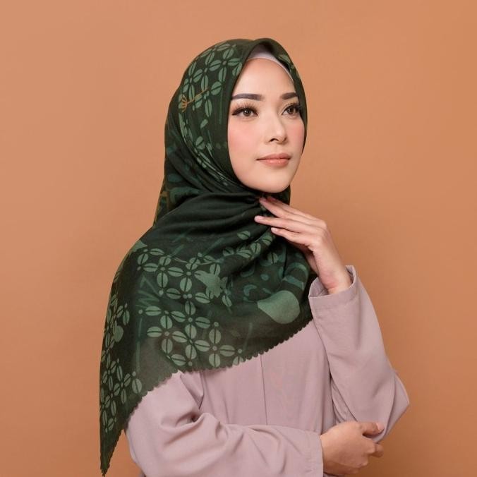 Zm Zaskia Mecca - Kava Dark Green Scarf Kerudung Segi Empat