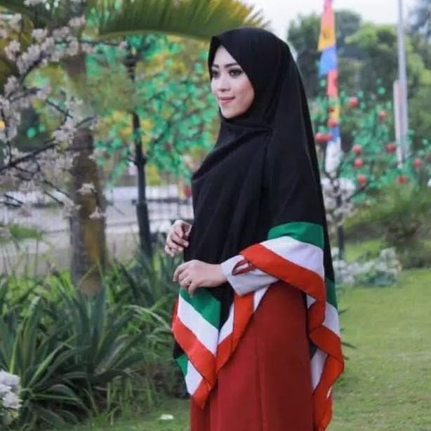 Jilbab Segiempat Jumbo Besar Syari Hijab Palestina Wolfis Uk.130 - Tom