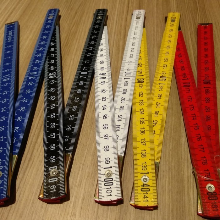 

Penggaris Kayu Lipat 200 Cm