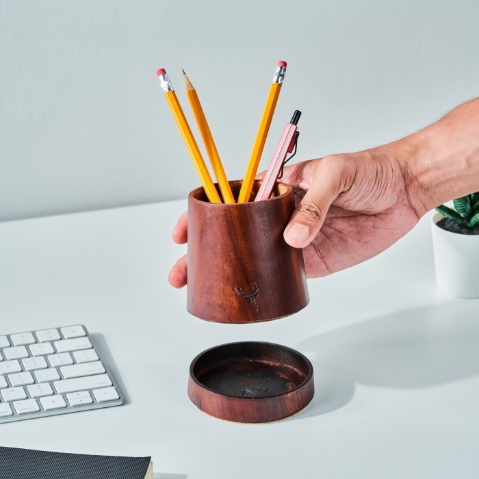 

Skandif Walnut Pen Holder / Stationery Organizer / Coaster Kayu Jati