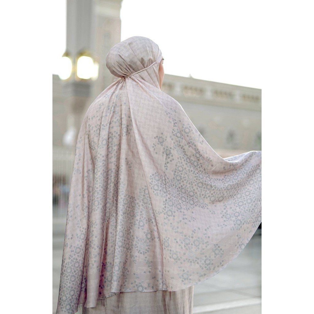 Haramain Prayer Robe - Petal