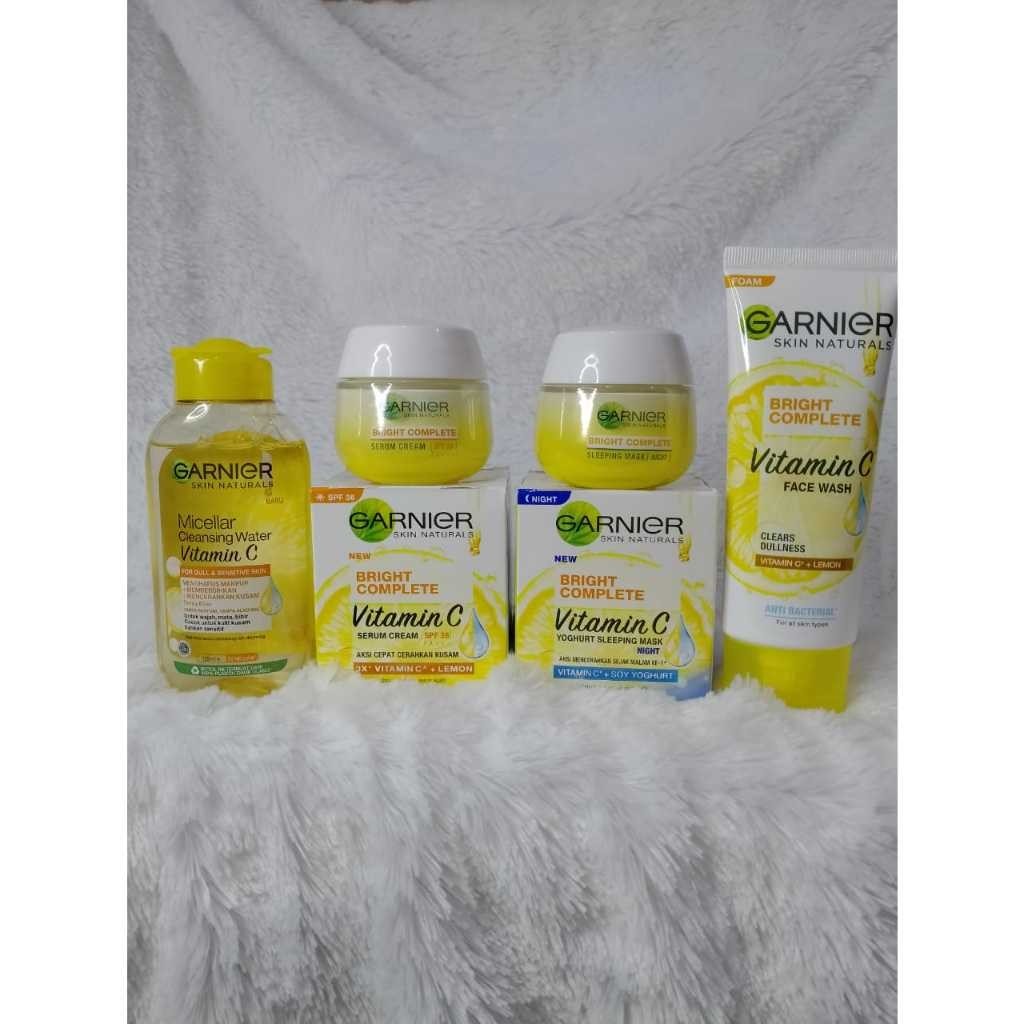 (PROMO!!) Paket Skincare Garnier Bright Complete Vitamin C Complete Set untuk Mencerahkan Wajah, Kri