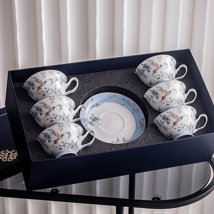 

Hampers Tea Cup 6 Cangkir Set Parcel Natal Lebaran Imlek Tahun Baru