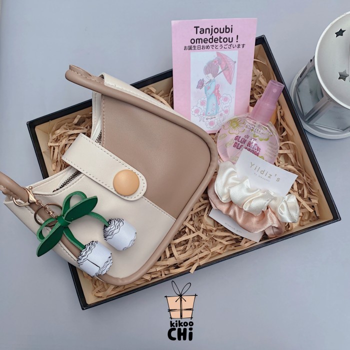 

Kikoochi Iku - Hadiah Kado Ulang Tahun Tas Wanita Istri Hampers Pacar
