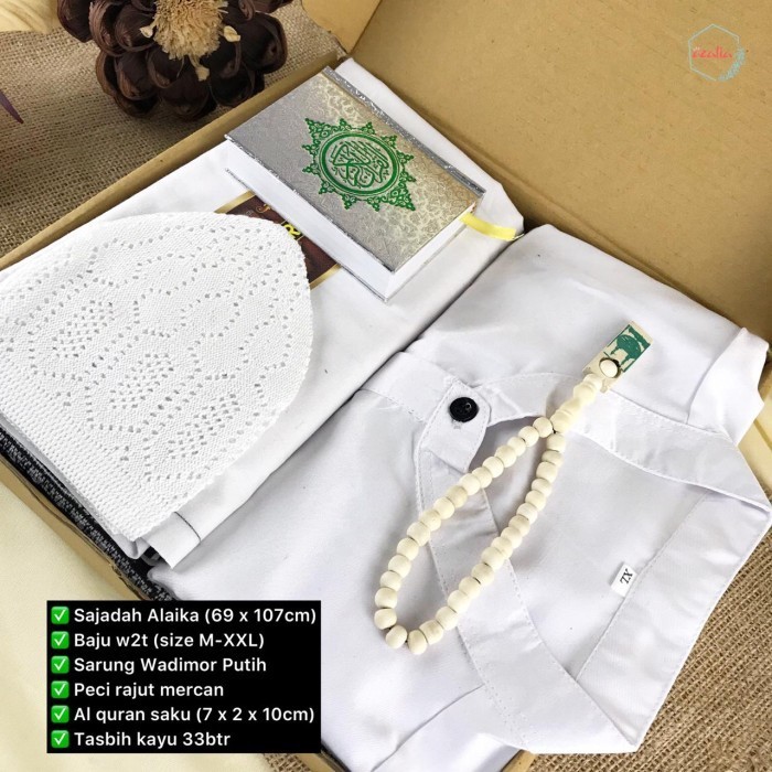 

Hampers Special White Edition Kado Cowok Kado Ulang Tahun Wisuda Anniv