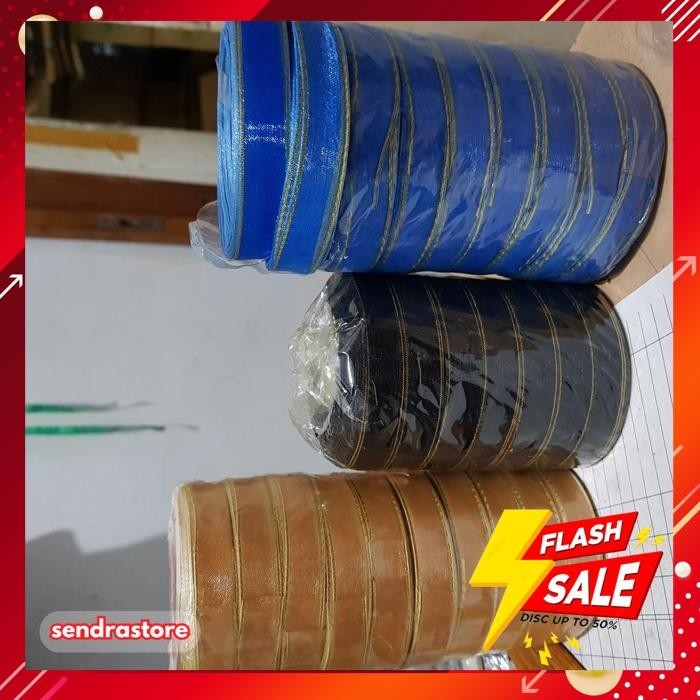 

PITA ORGANDI LIST GOLD LEBAR 1 CM PER ROLL ISI 18 METER / PITA KADO 2 WARNA LIST DIJAMIN GRATIS ONGKIR