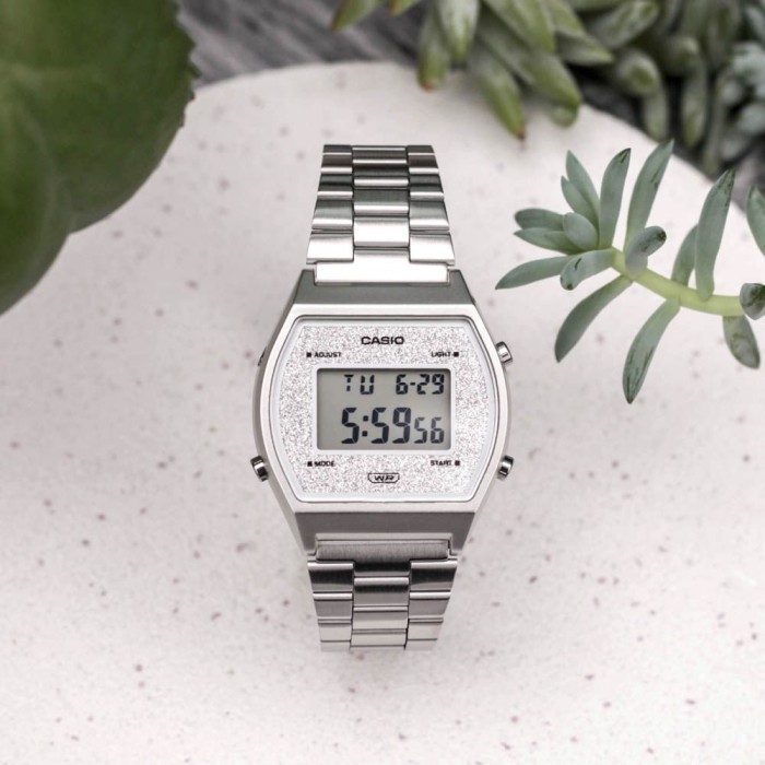 Casio B640Wdg-7Df Jam Tangan Wanita Digital Vintage Silver B640W
