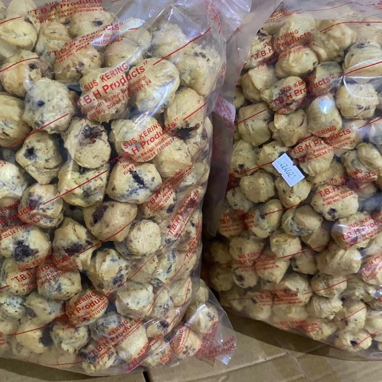 

LANGSUNG KIRIM SOES COKELAT LEZAT 1KG / 1000GR CEMILAN MANIS LEZAT