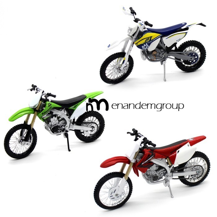 Maisto Diecast Miniatur Motor Trail Honda Kawasaki Husqvarna 112