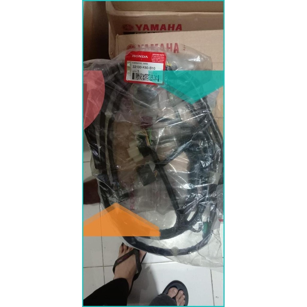 KABEL BODY VARIO 125 ESP 32100K60B10 19F3B2024 onderdil