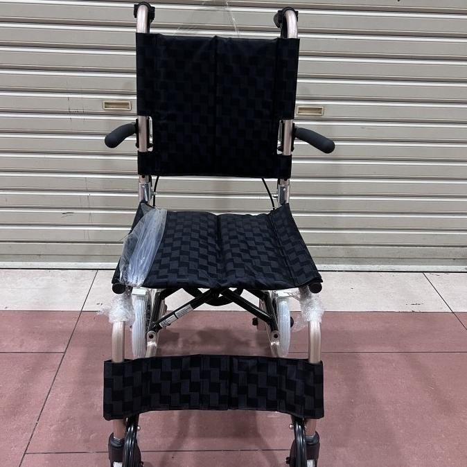 (GRAB) Kursi Roda Lipat GEA / Kursi Roda Travel GEA FS 804 FREE TAS