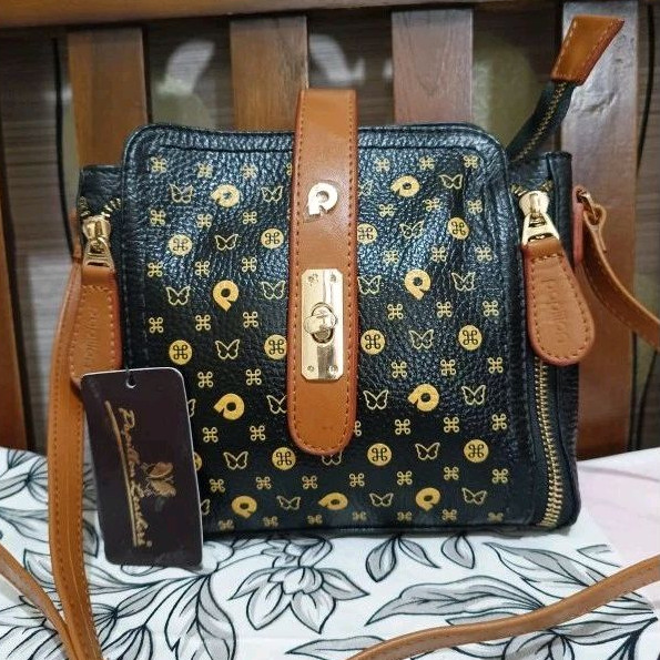TAS SELEMPANG PAPILLON K 3513 NEW HITAM