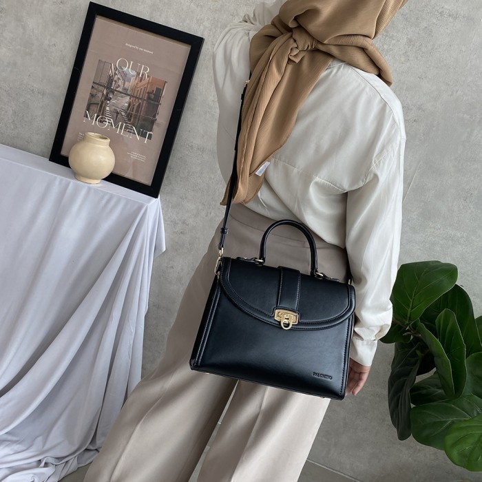 Palomino Narisa Handbag - Black