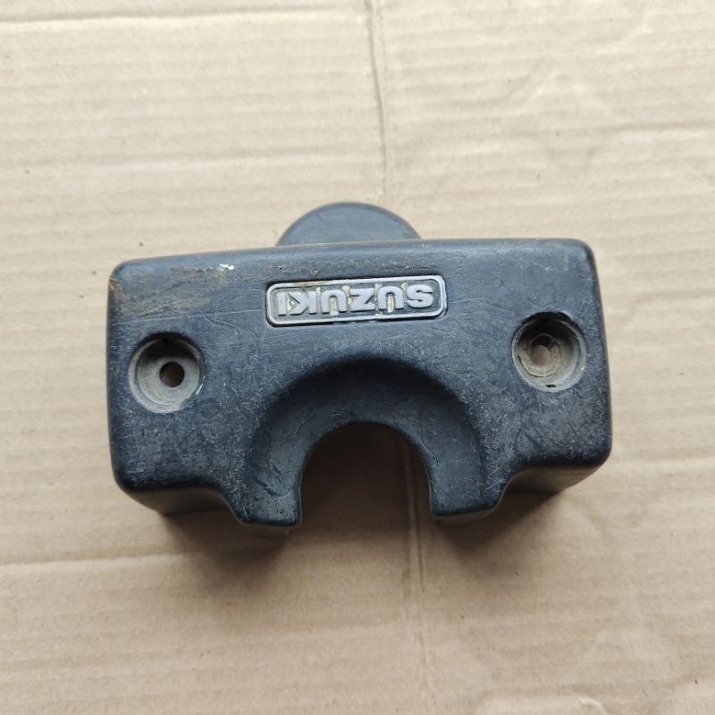 cover tutup kunci kontak Suzuki trs TRS original