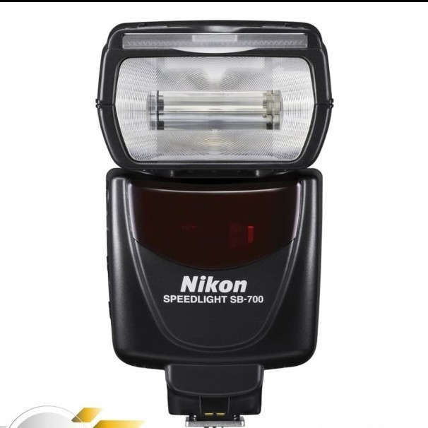 Flash Nikon Sb-700