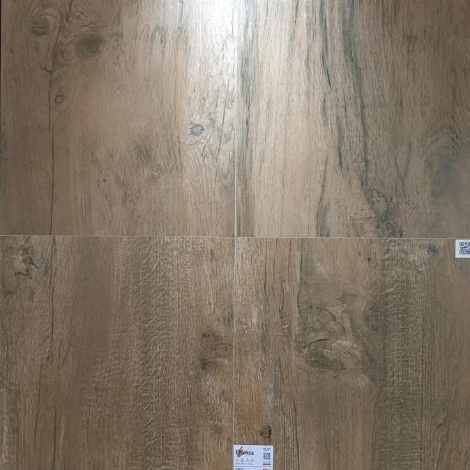 Estetik Granit Essenza Maple Wood 60X60 Matte