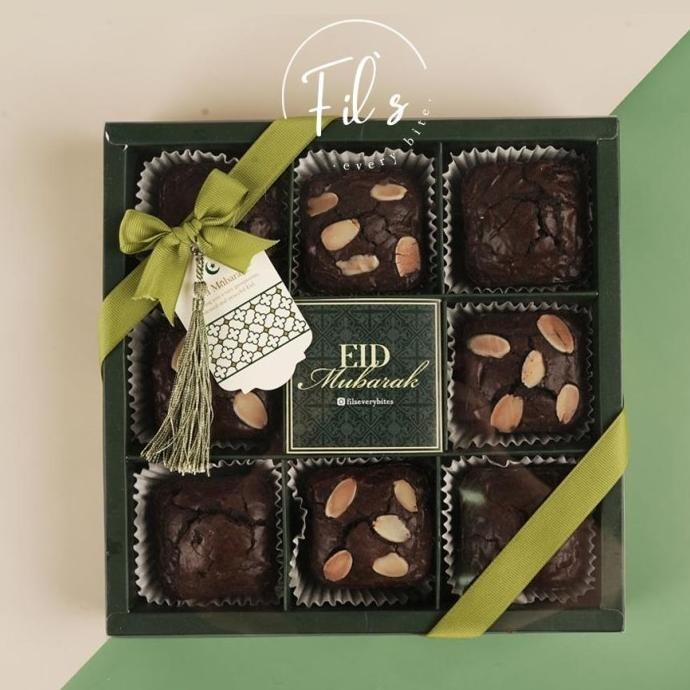 

Brownies Kotak / Brownies Lebaran / Hamper Lebaran / Hampers Lebaran Exudbang