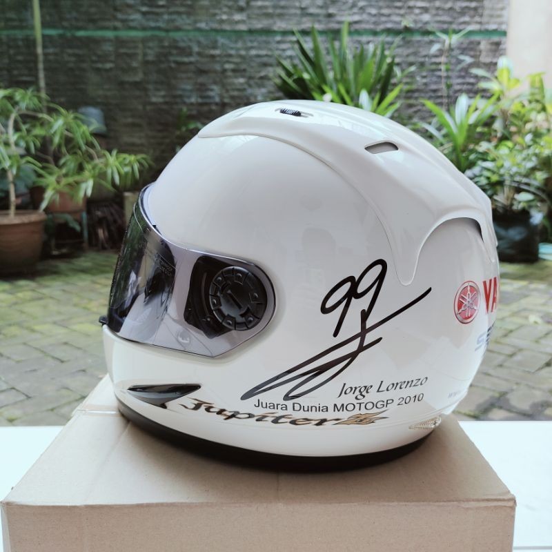 Helm Yamaha Vintage Fullface Jupiter Z Jorge Lorenzo Putih Ori (NOS, GENUINE, BARU) Helmet Retro Kun