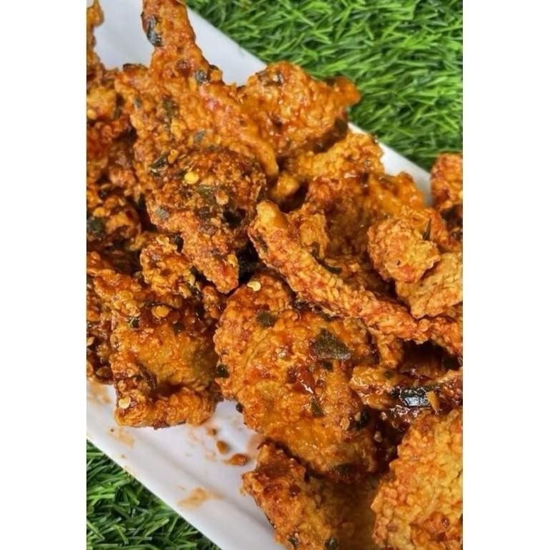 

POI Keripik Kulit Ayam Crispy Pedas Daun Jeruk 1/2kg TERLARIS