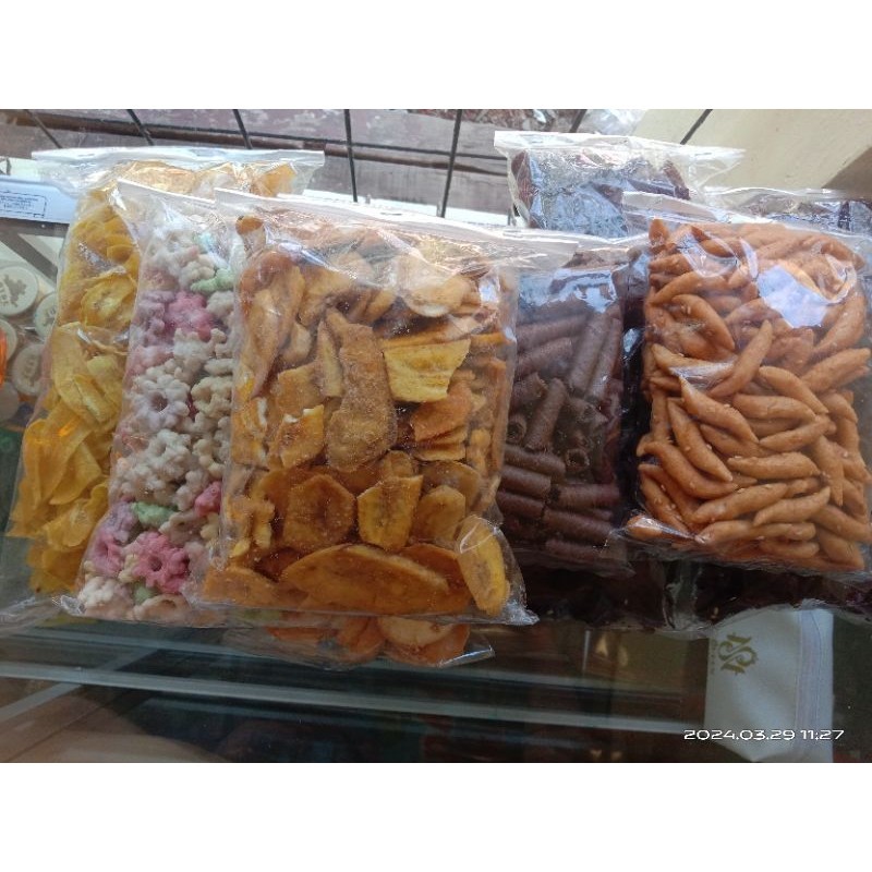 

aneka kue kering (baglen)