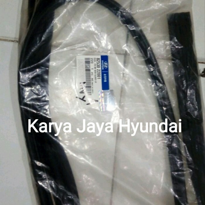 Karet channel kaca pintu depan Kiri Hyundai Accent