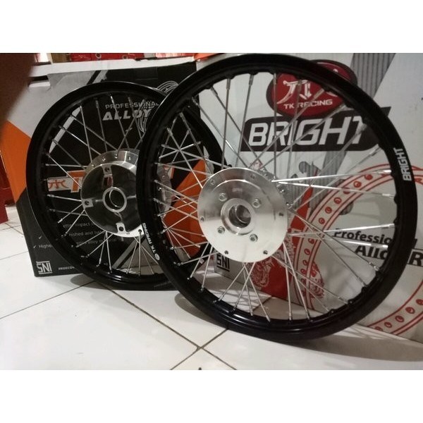 SEPAKET VELG UKURAN 160-140 RING 17 TK JAPAN ORIGINAL MOTOR CB150R-CBR